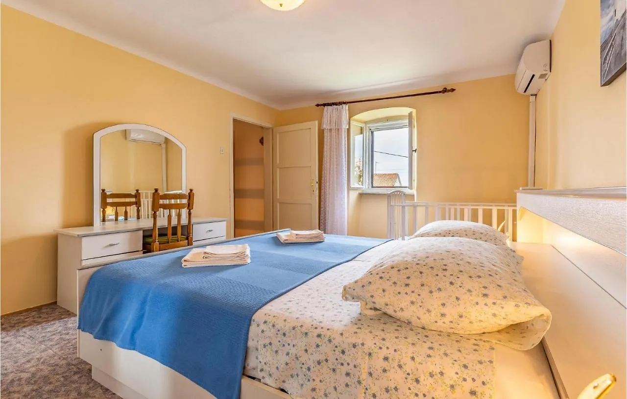 Nice Home In Medulin With Kitchen Holiday home